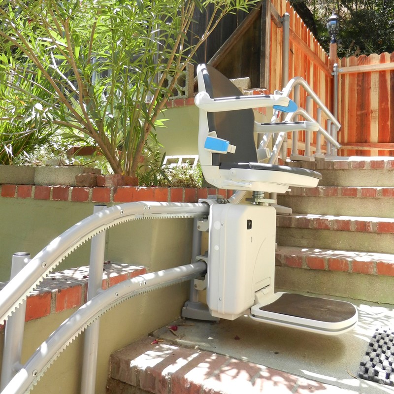 handicare 2000 otudoor stairlift are outside exterior staircase stairlifts
